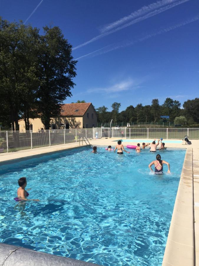 Camping Les Petites Minaudieres Coussay-les-Bois Экстерьер фото